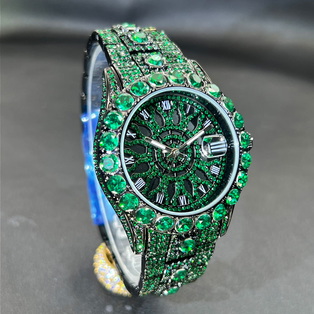 ساعة ماسية خضراء للرجال ماركة  - مراجعة Jewelry And Watches Luxury Brand وسعره