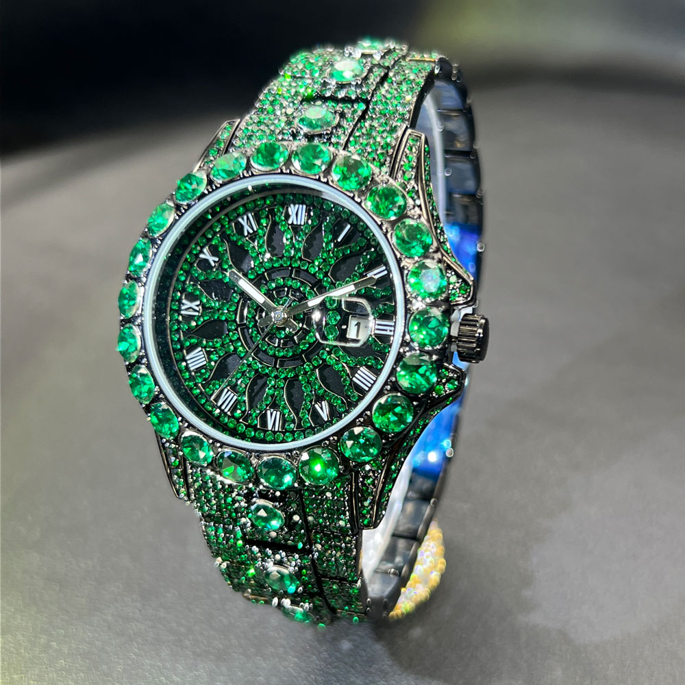 ساعة ماسية خضراء للرجال ماركة  - مراجعة Jewelry And Watches Luxury Brand وسعره