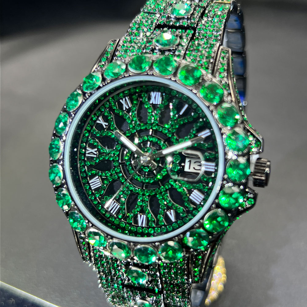 ساعة ماسية خضراء للرجال ماركة  - مراجعة Jewelry And Watches Luxury Brand وسعره